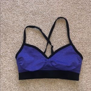 Lululemon sports bra